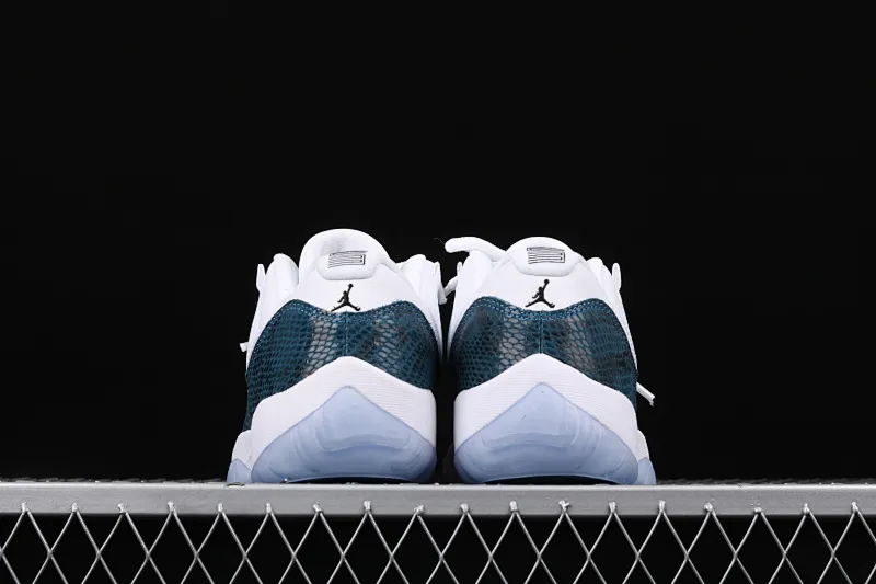 All categories Air Jordan Jordan series basketball shoes Air Jordan 11 pure original version Air Jordan 11 Low SE "Snakeskin" "Blue snake pattern" CD6846-102